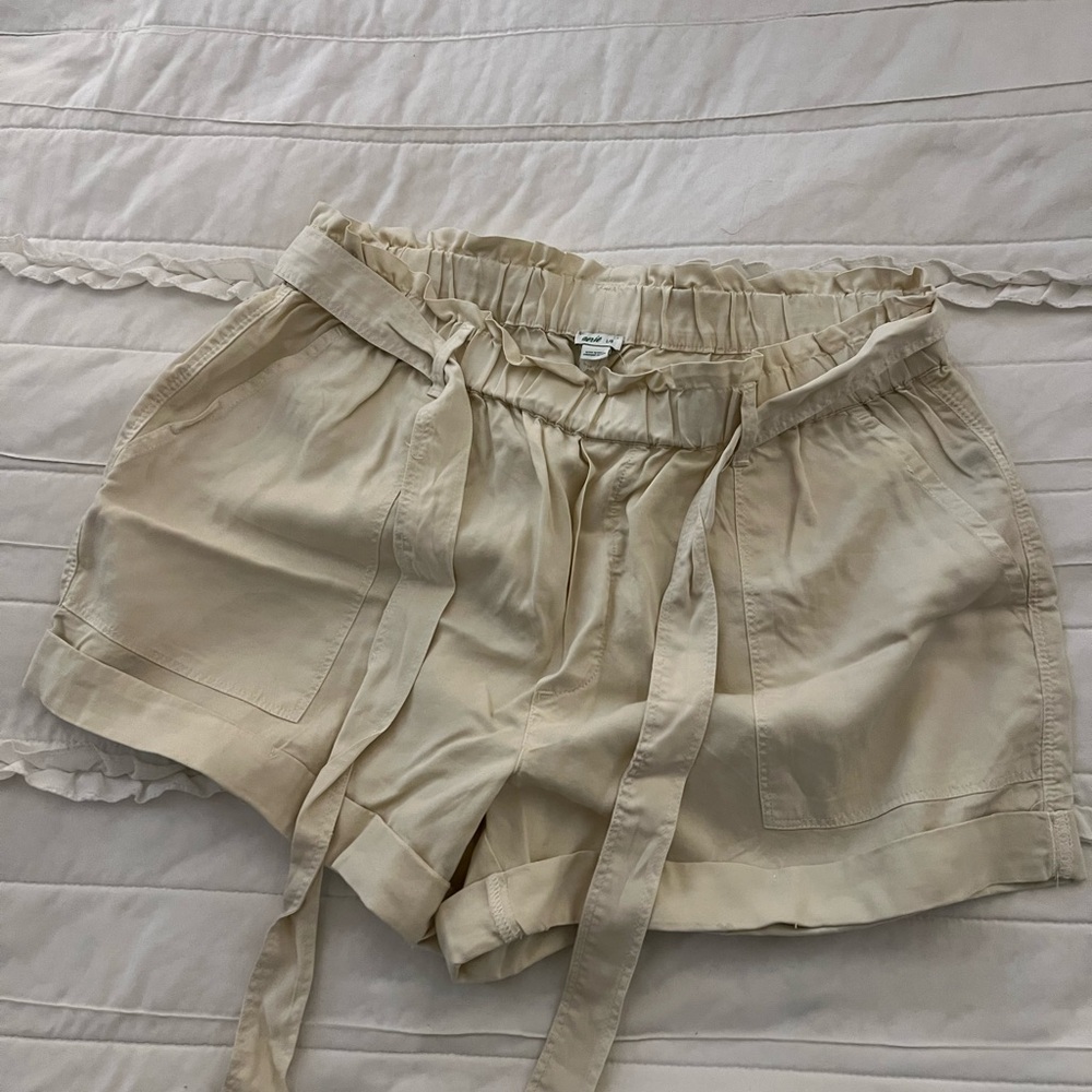 Aerie High Waist Cream Shorts